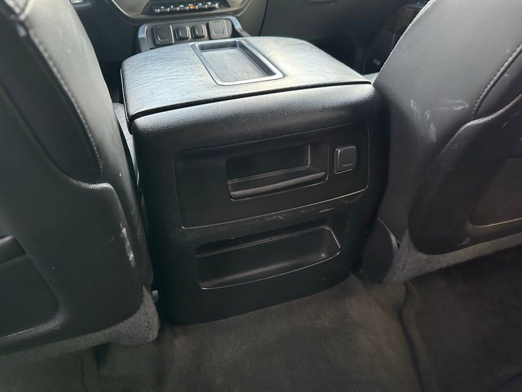 Used 2015 GMC Sierra 3500 Denali w/ Duramax Plus Package image 22