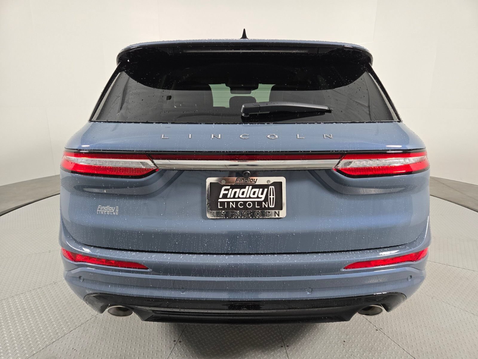 New 2026 Lincoln Corsair Reserve w/ Jet Appearance Package FWD image 5