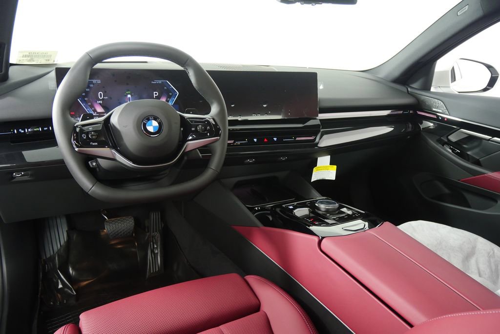 Used 2026 BMW 530i RWD image 17