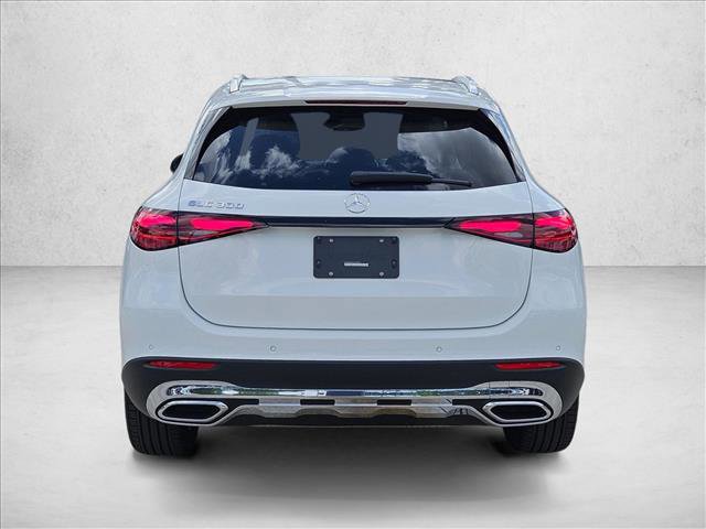 Used 2026 Mercedes-Benz GLC 300 image 7