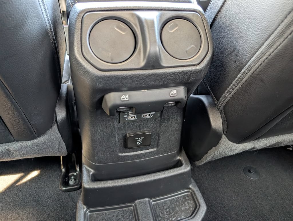 Used 2023 Jeep Wrangler Unlimited Sahara w/ Cold Weather Group AWD/4WD image 20