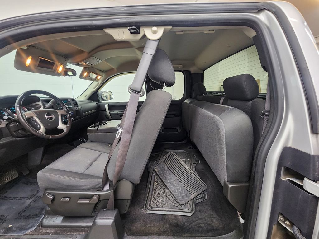Used 2010 GMC Sierra 1500 SLE w/ Power Pack Plus AWD/4WD image 20