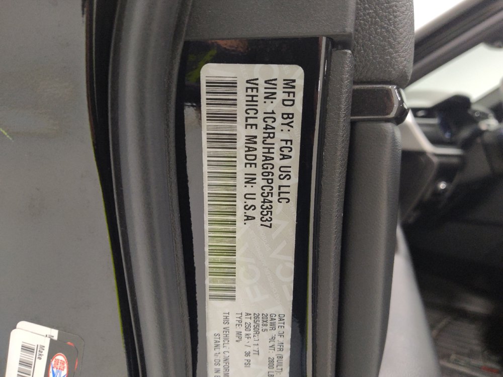Used 2023 Jeep Grand Cherokee Altitude AWD/4WD image 33