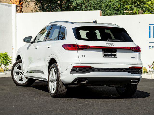 Certified 2025 Audi Q5 Premium Plus w/ Premium Plus image 9