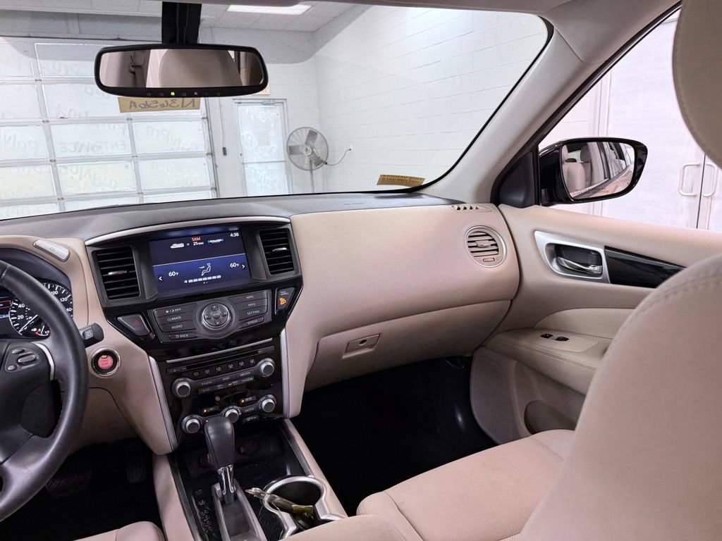 Used 2017 Nissan Pathfinder SV w/ Cargo Package FWD image 29