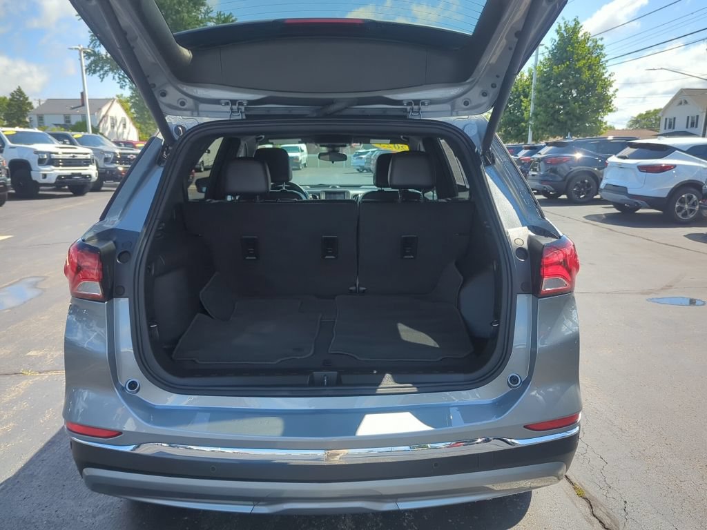 Certified 2023 Chevrolet Equinox RS AWD/4WD image 17