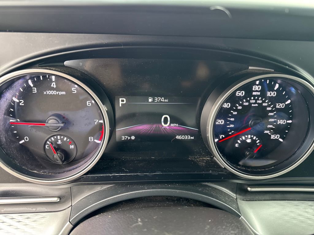 Used 2024 Kia Carnival LX image 16