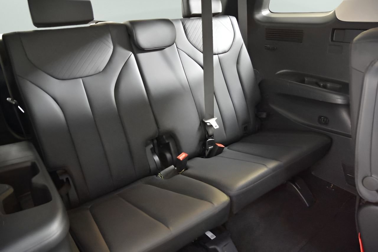 Used 2024 Hyundai Palisade SEL image 37
