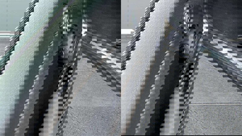 Used 2010 MINI Cooper Hardtop image 24