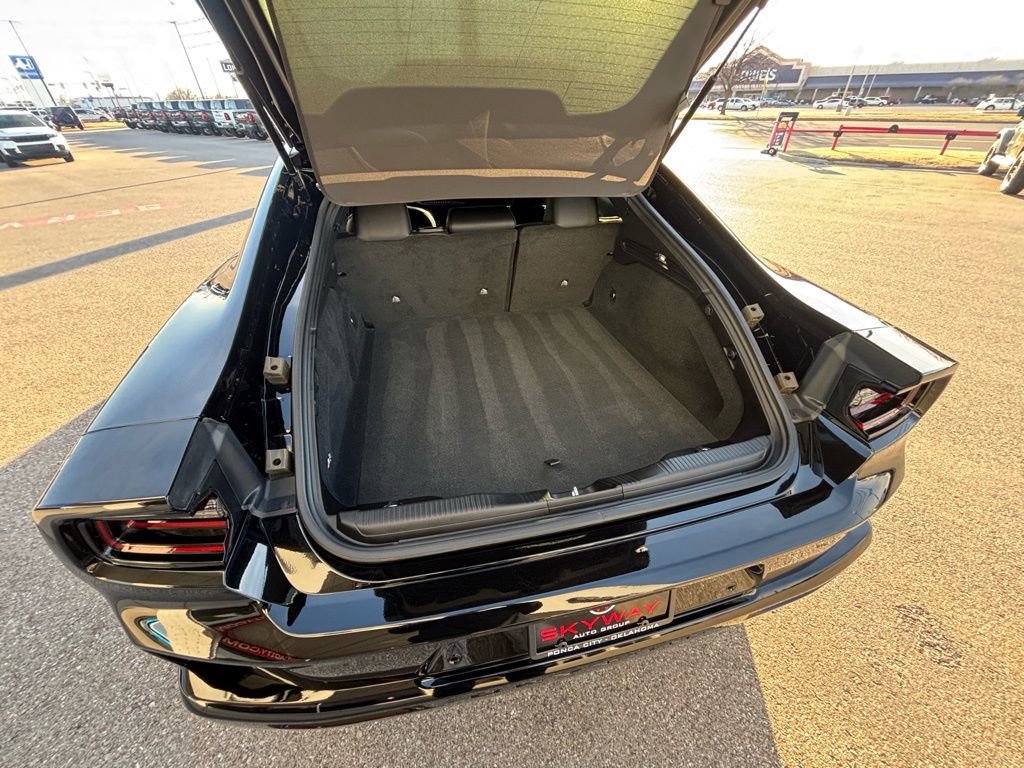 Used 2025 Dodge Charger R/T w/ Quick Order Package 25M R/T image 16