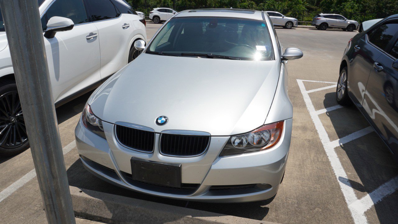Used 2006 BMW 325i Sedan RWD image 2
