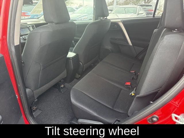 Used 2015 Toyota RAV4 LE image 14