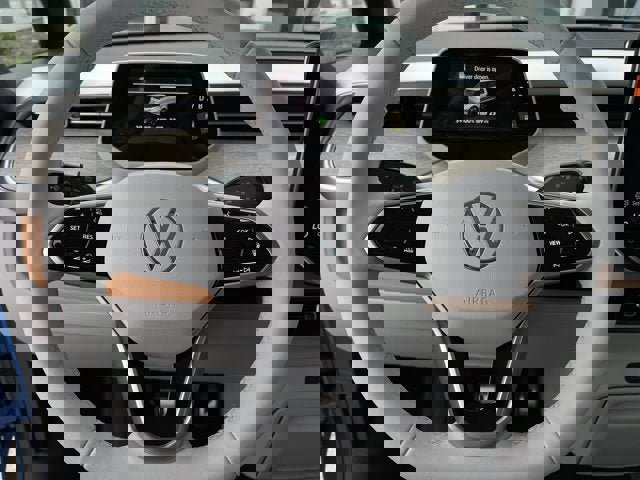 New 2025 Volkswagen ID. Buzz 1st Edition image 15