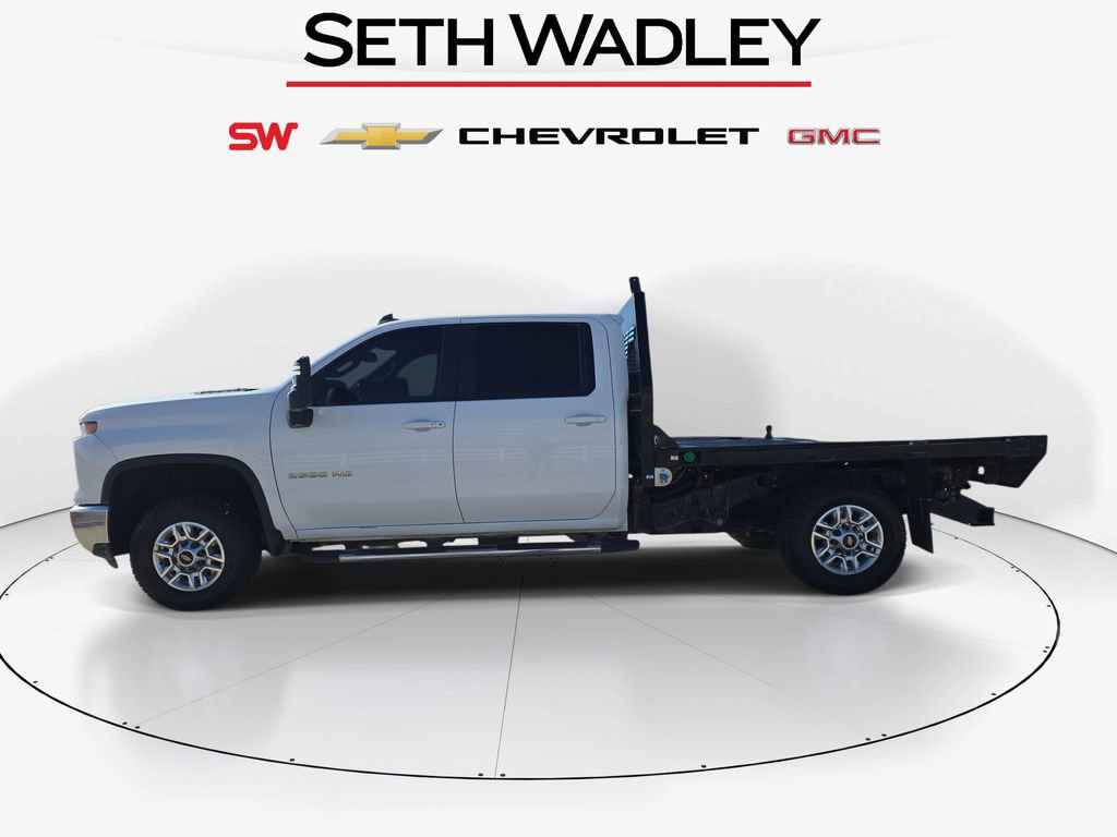 Used 2024 Chevrolet Silverado 2500 LT w/ Convenience Package image 4