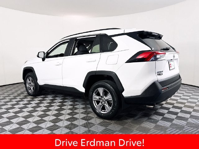 Used 2025 Toyota RAV4 XLE w/ Convenience Package FWD image 21