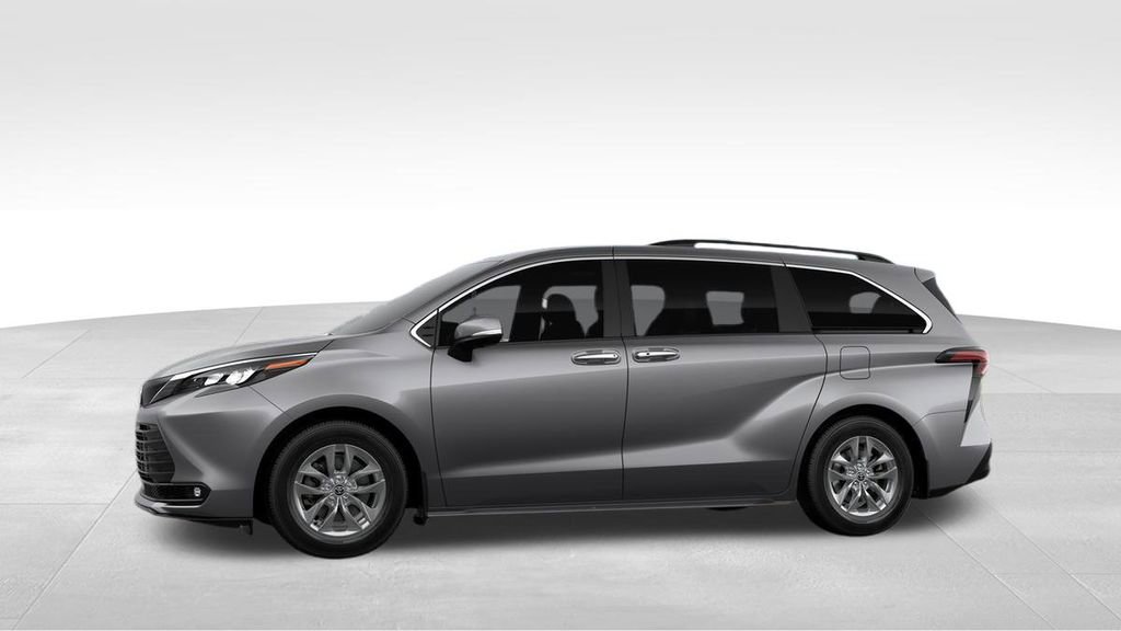 New 2026 Toyota Sienna XLE image 3