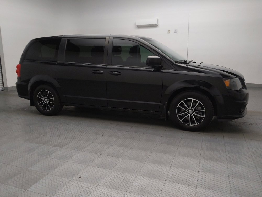 Used 2018 Dodge Grand Caravan SE image 11