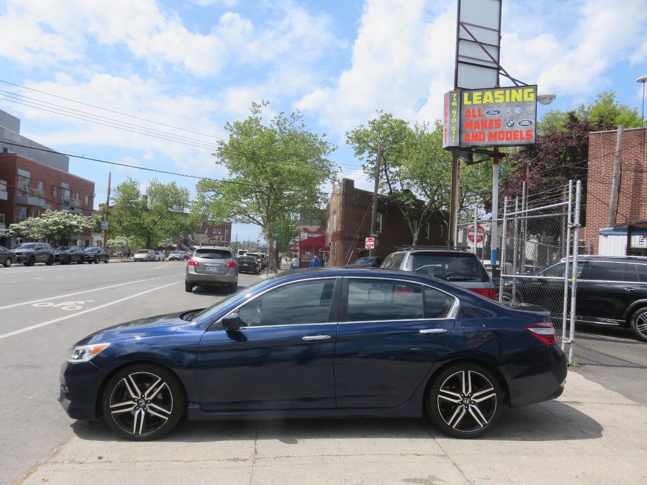 Used 2016 Honda Accord Sport image 7