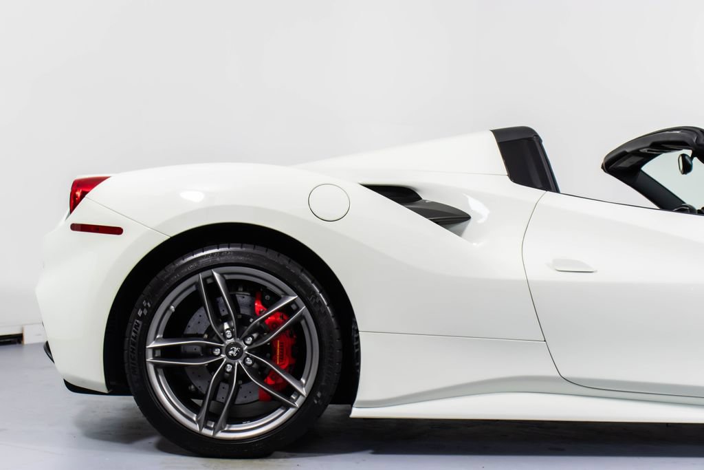 Certified 2019 Ferrari 488 Spider RWD image 18