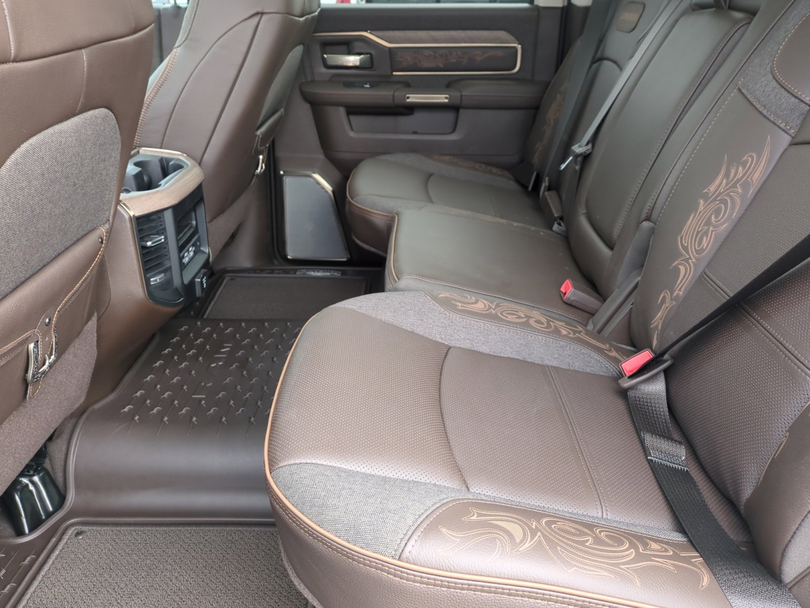 New 2026 RAM 2500 Limited image 17