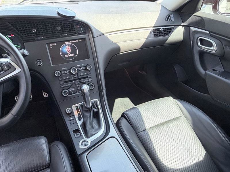 Used 2010 Saab 9-5 Aero w/ Technology Package AWD/4WD image 11