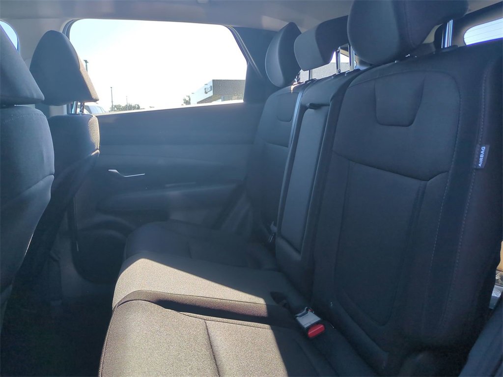 New 2026 Hyundai Tucson Blue SE image 15