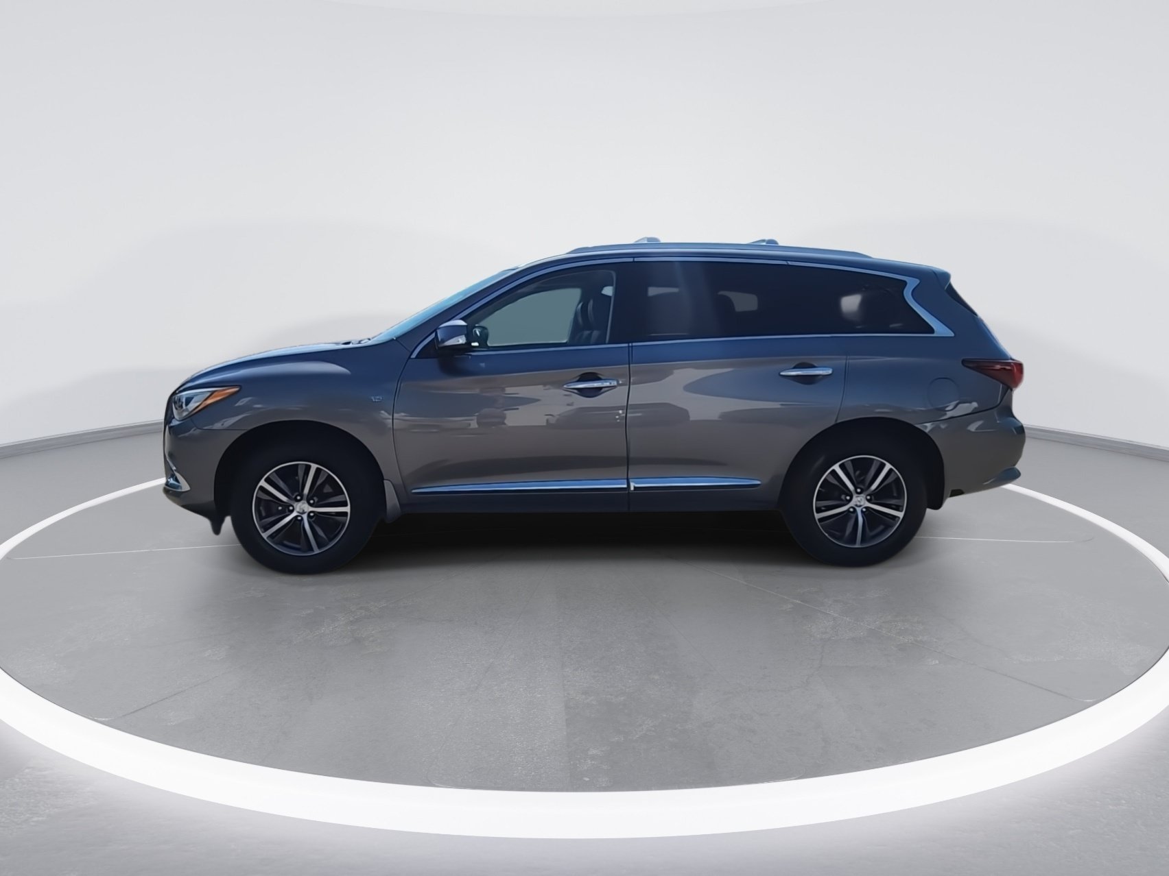 Used 2018 INFINITI QX60 Luxe w/ Premium Plus Package AWD/4WD image 5