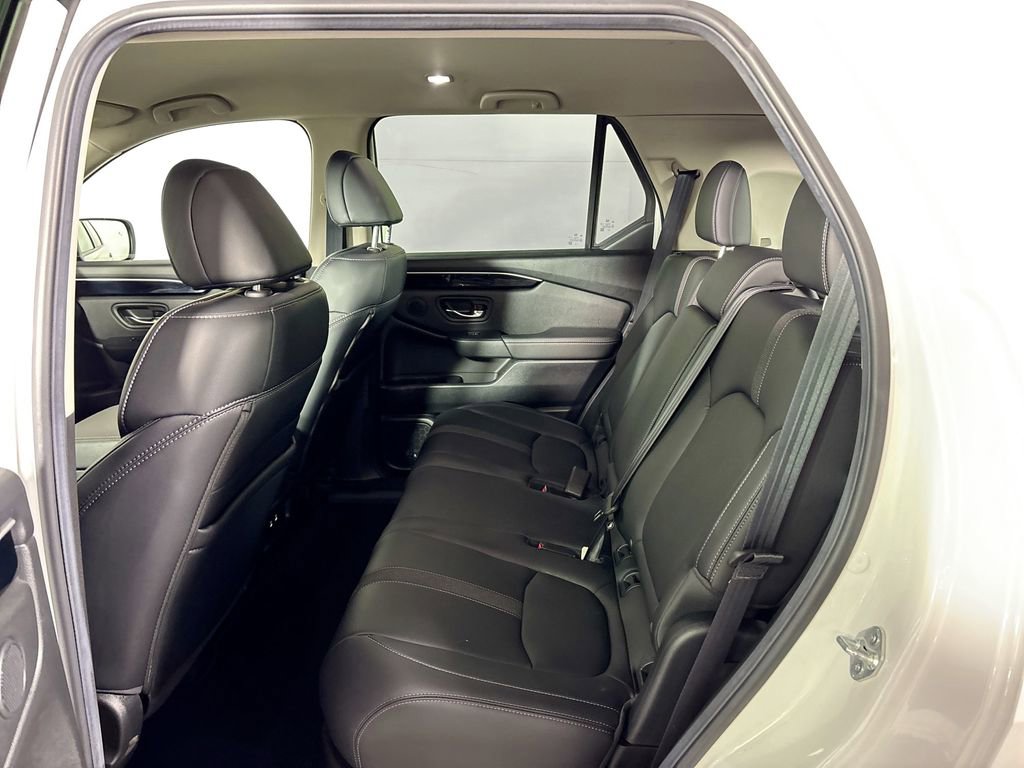 Certified 2026 Honda Passport RTL image 21