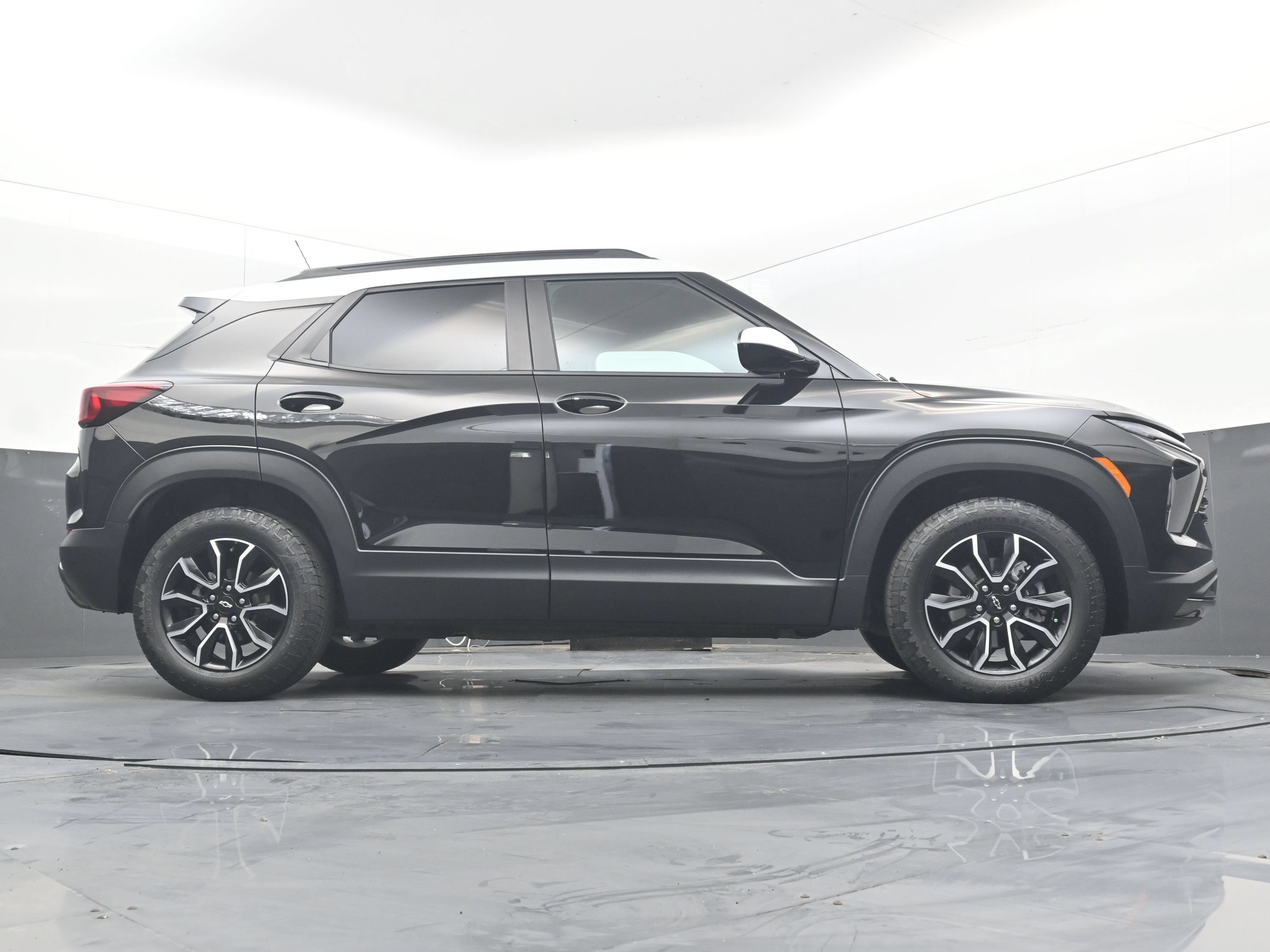 Used 2026 Chevrolet TrailBlazer ACTIV w/ Convenience Package AWD/4WD image 34