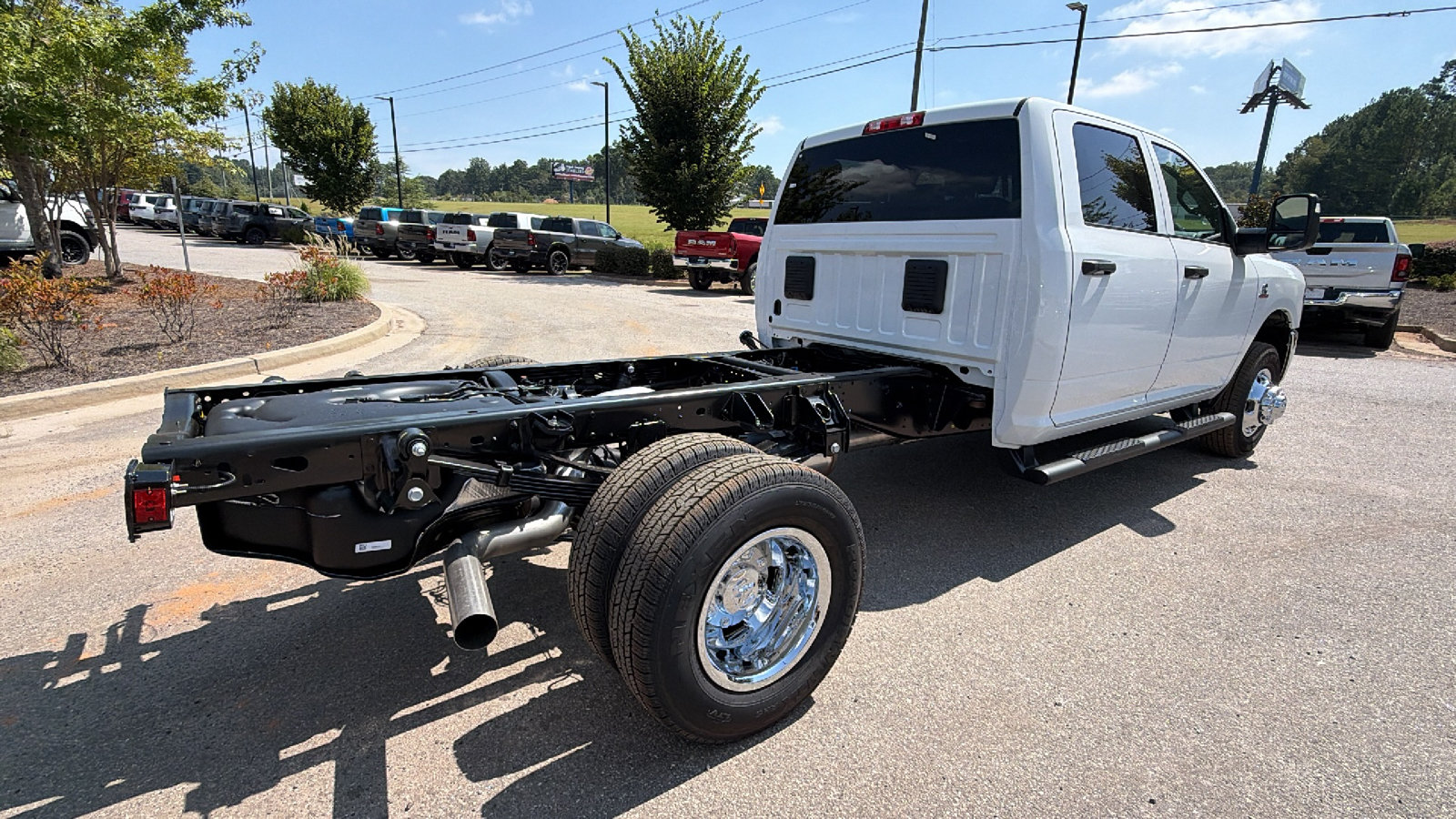 New 2027 RAM 3500 Tradesman w/ Chrome Appearance Group A AWD/4WD image 8