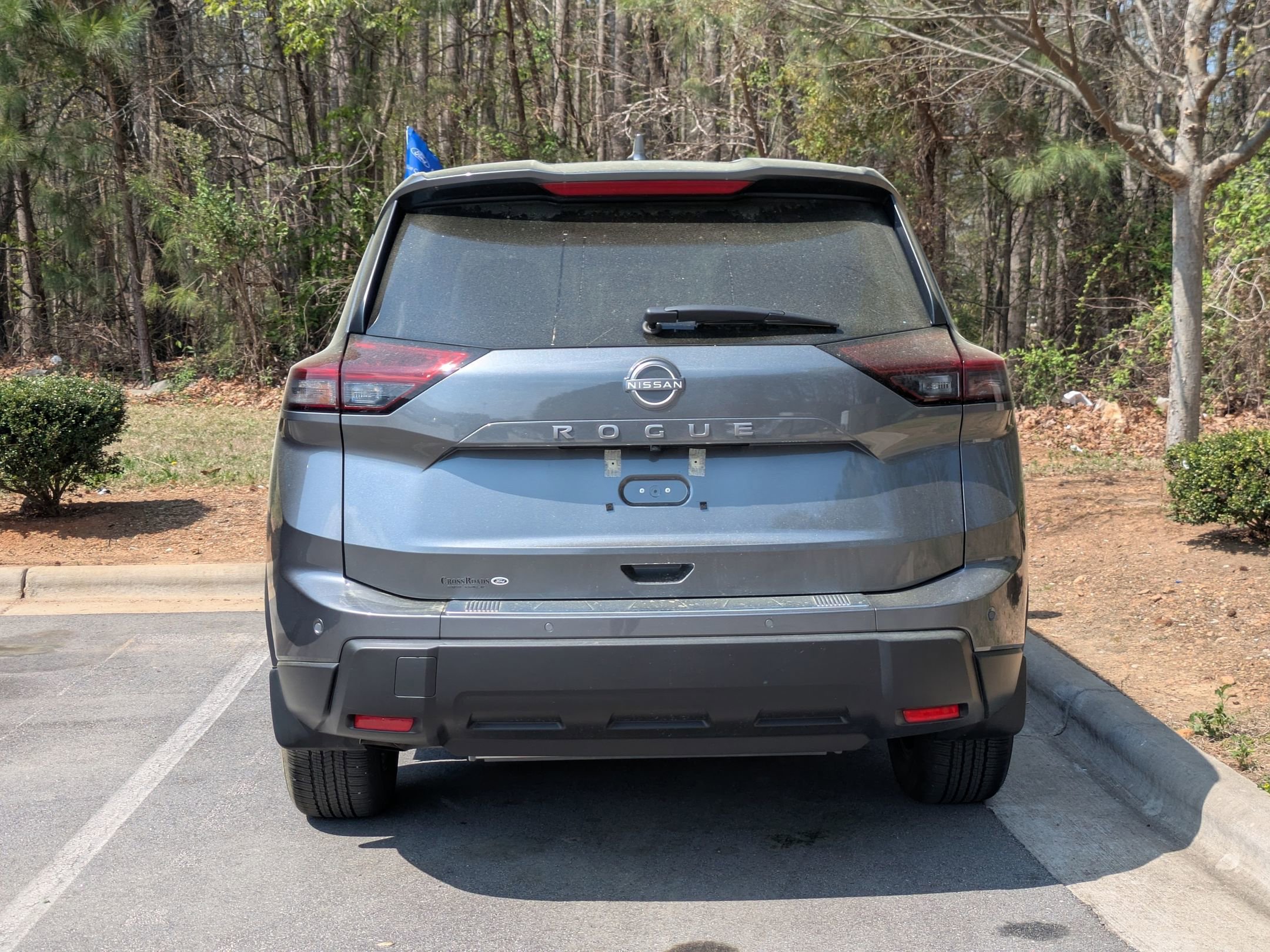 Used 2026 Nissan Rogue SV image 4