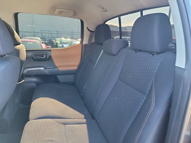 Used 2020 Toyota Tacoma SR5 RWD image 15