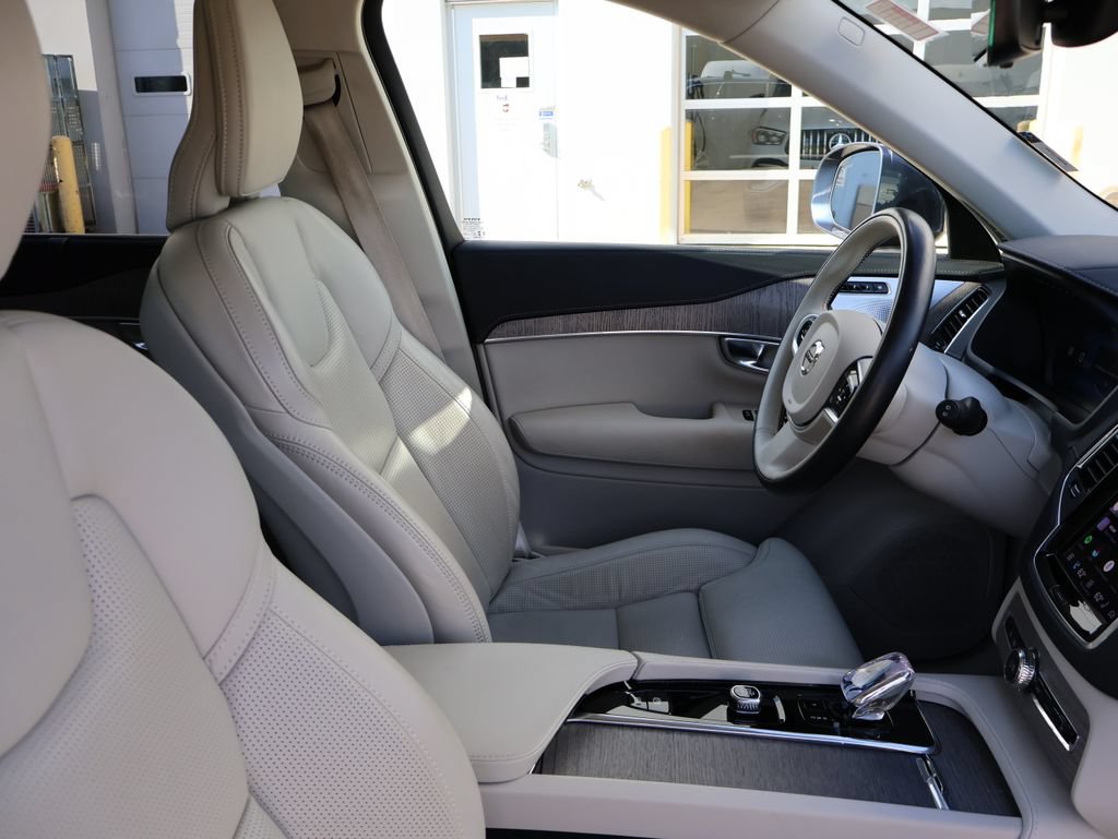 Used 2023 Volvo XC90 B6 Ultimate AWD/4WD image 10
