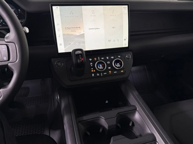 New 2026 Land Rover Defender 130 Outbound AWD/4WD image 40