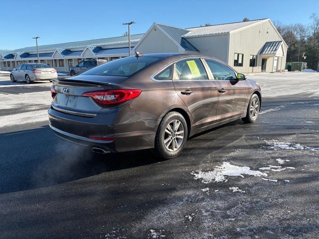 Used 2015 Hyundai Sonata SE FWD image 4