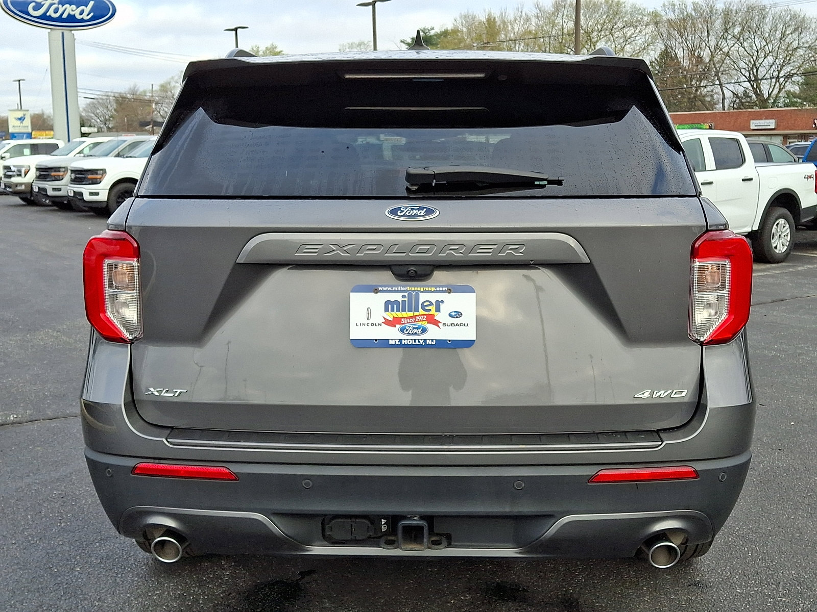 Certified 2023 Ford Explorer XLT w/ Equipment Group 202A image 5