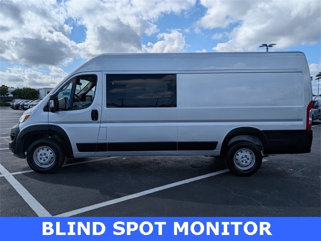 Used 2023 RAM ProMaster 3500 w/ Crew Van Package image 4