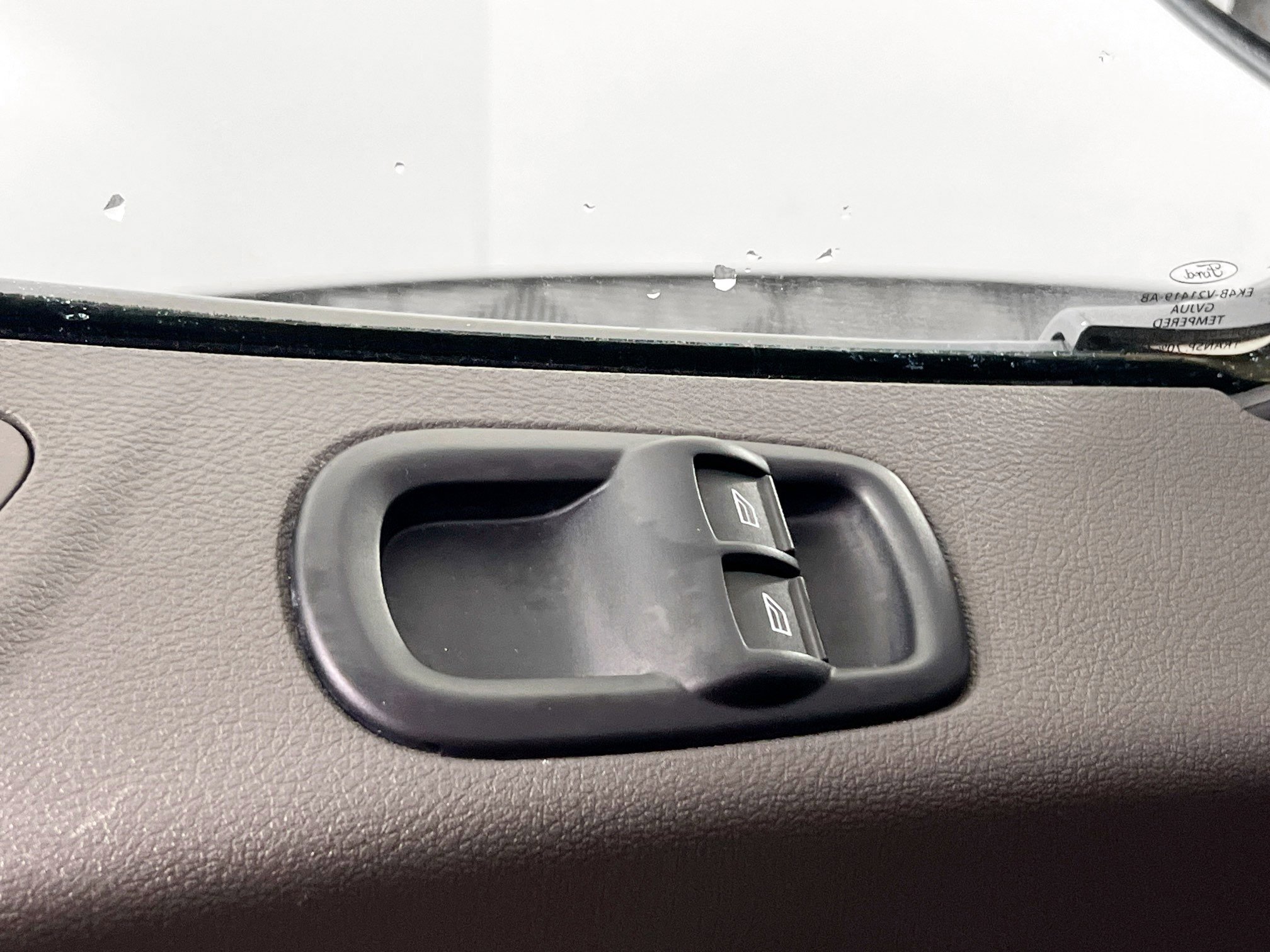 Used 2023 Ford Transit 350 XLT image 15