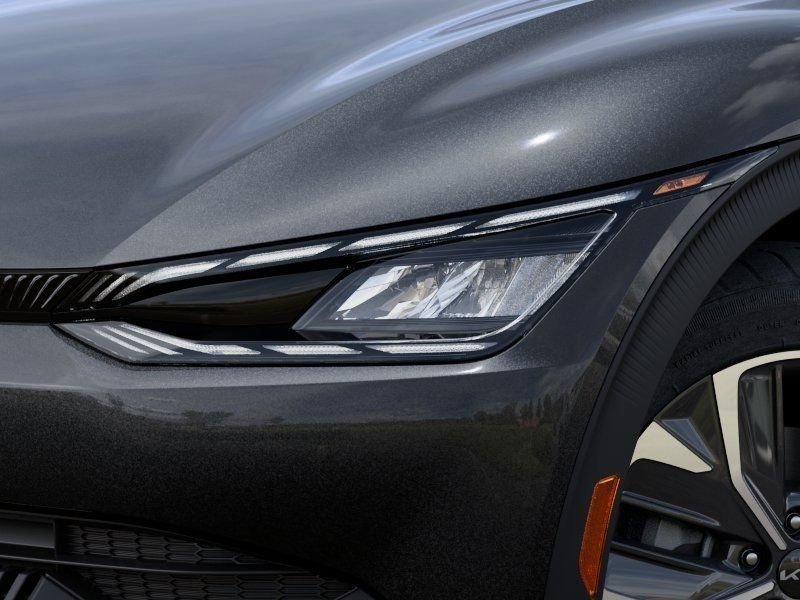 New 2024 Kia EV6 Light RWD image 10
