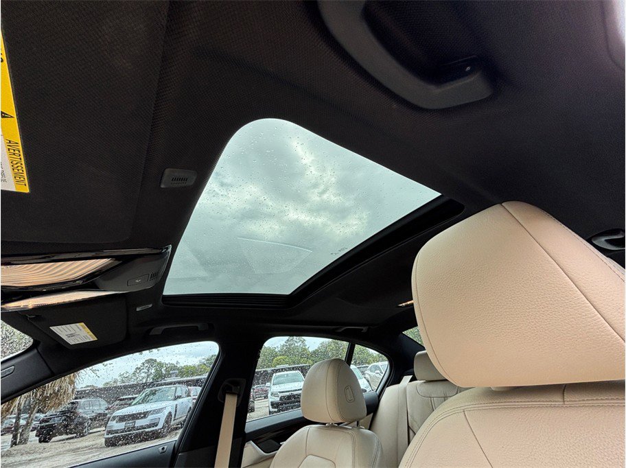 Used 2017 BMW 540i image 39