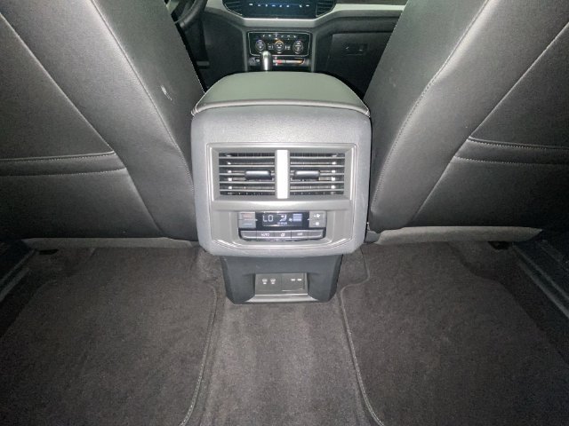 Used 2023 Volkswagen Atlas SE w/ Panoramic Sunroof Package AWD/4WD image 29