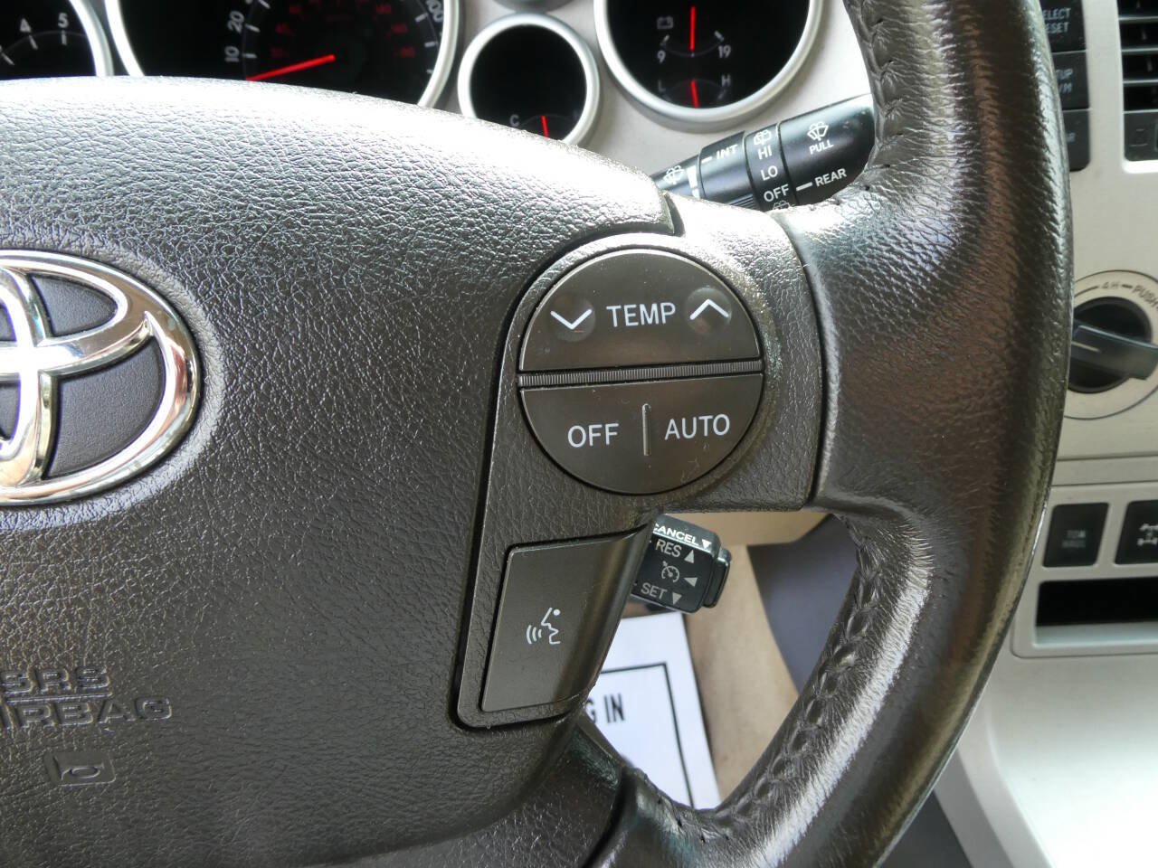 Used 2008 Toyota Sequoia Limited AWD/4WD image 13