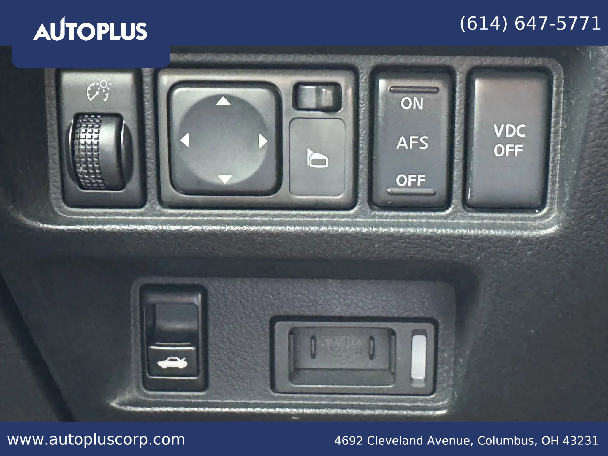 Used 2009 INFINITI M35 x image 22