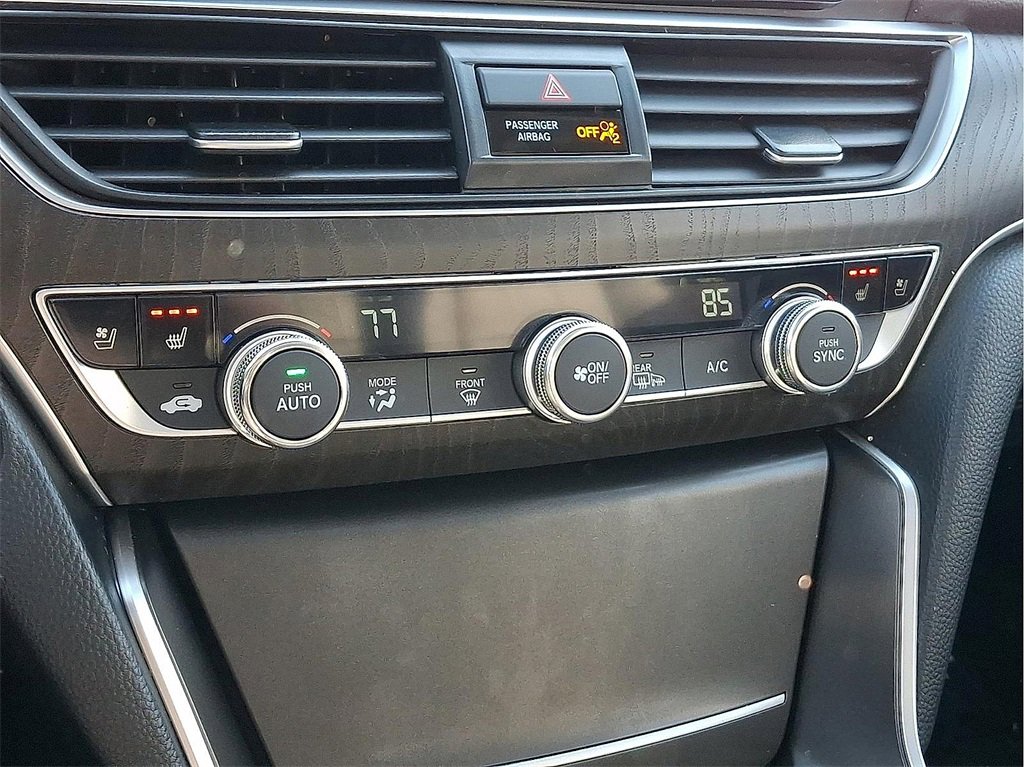 Used 2021 Honda Accord Touring image 17