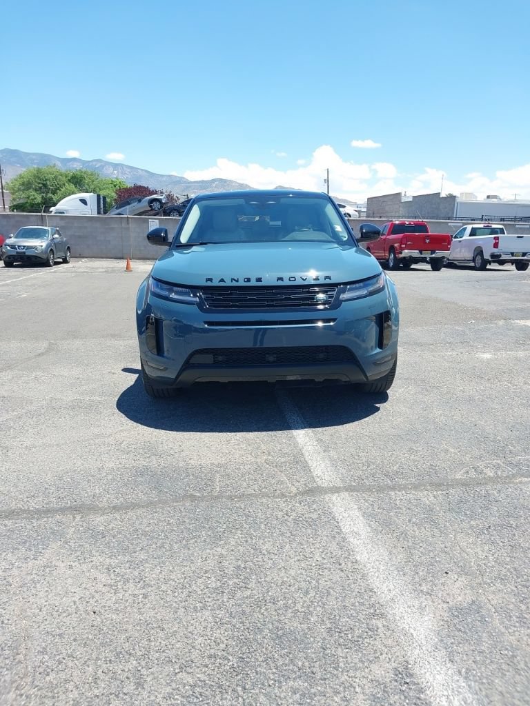 Used 2024 Land Rover Range Rover Evoque S AWD/4WD image 5