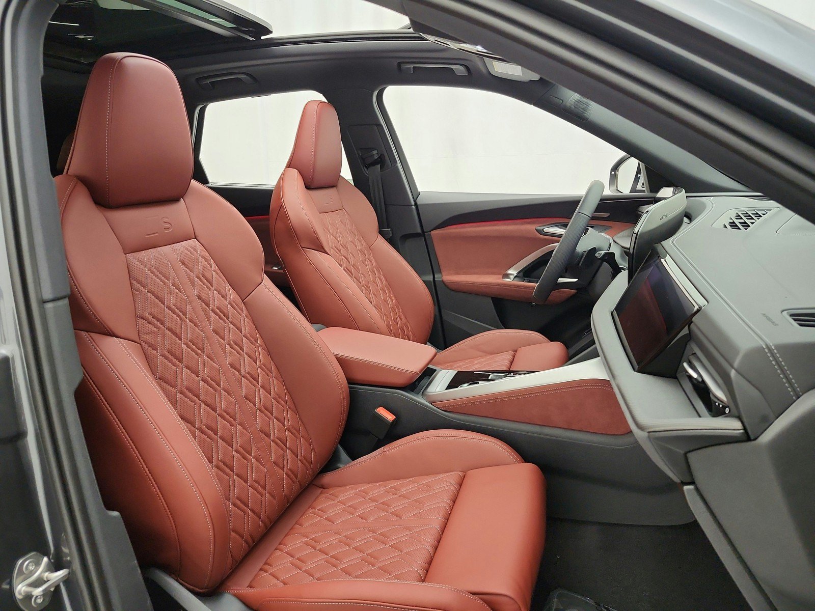 New 2026 Audi SQ5 Prestige AWD/4WD image 15