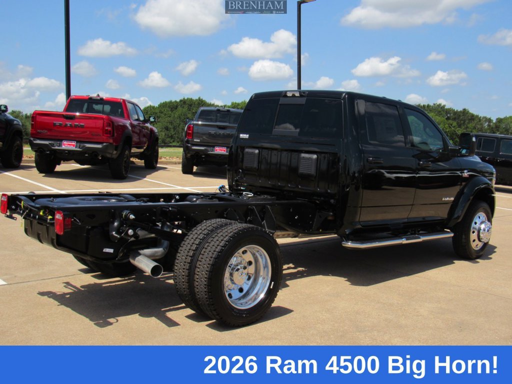 New 2026 RAM 4500 4x4 Crew Cab DRW w/ Laramie Trim Package image 3