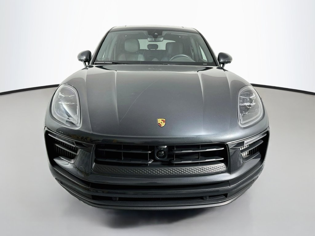 Certified 2023 Porsche Macan S AWD/4WD image 6