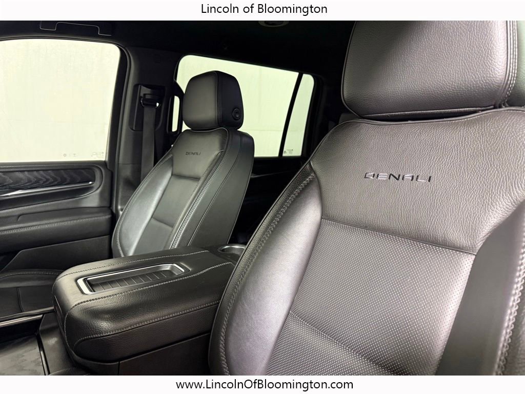 Used 2022 GMC Yukon XL Denali image 23