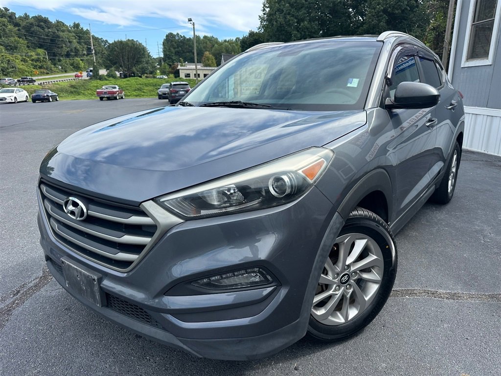 Used 2016 Hyundai Tucson SE w/ Option Group 02 image 2